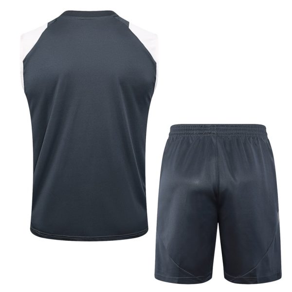 Camiseta corta sin mangas negra y blanca del Real Madrid 2024-2025