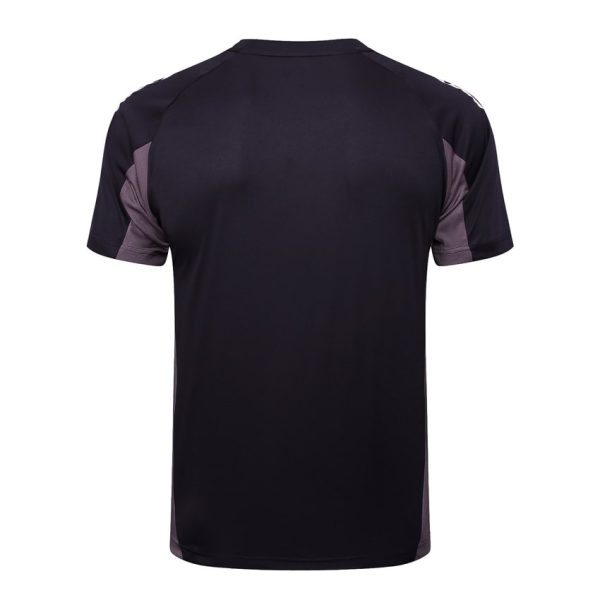 Camiseta y pantalón corto negro y beige del Arsenal 2024-2025