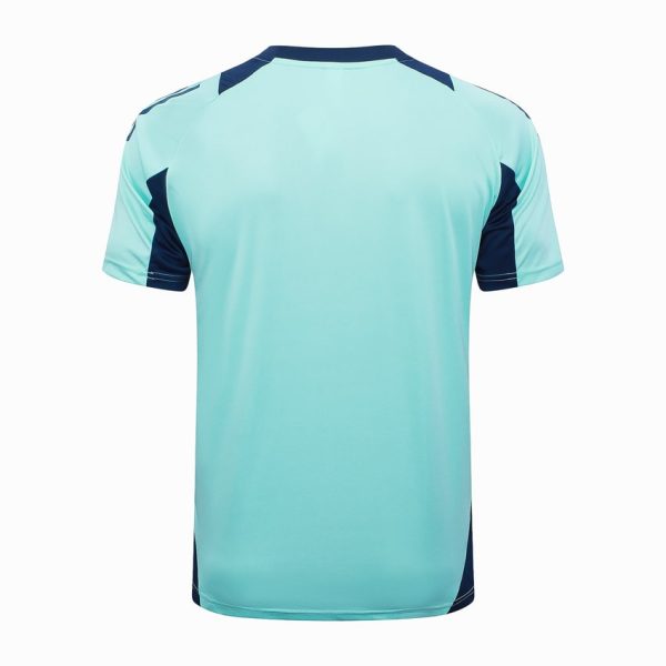 Conjunto de camiseta y pantalones cortos verde del Arsenal 2024-2025