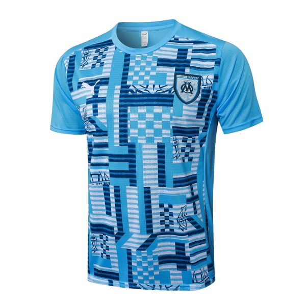 Conjunto de camiseta y pantalones cortos azul cielo OM 2024-2025