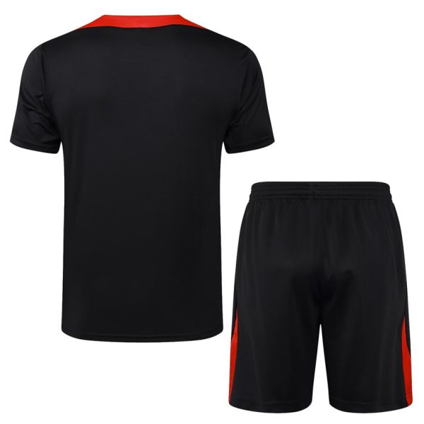Conjunto de camiseta y pantalón corto negro de Portugal 2024-2025