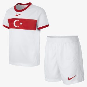 KIT DE LA CASA DE TURQUÍA JERSEY 2020 2021