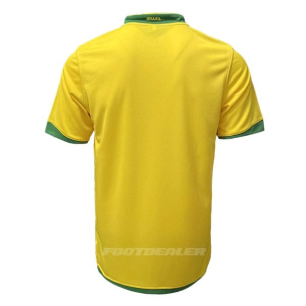 Camiseta de local de Brasil 2006