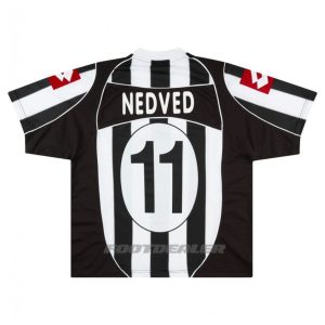 Camiseta de local de la Juventus 2002 2003 Nedved